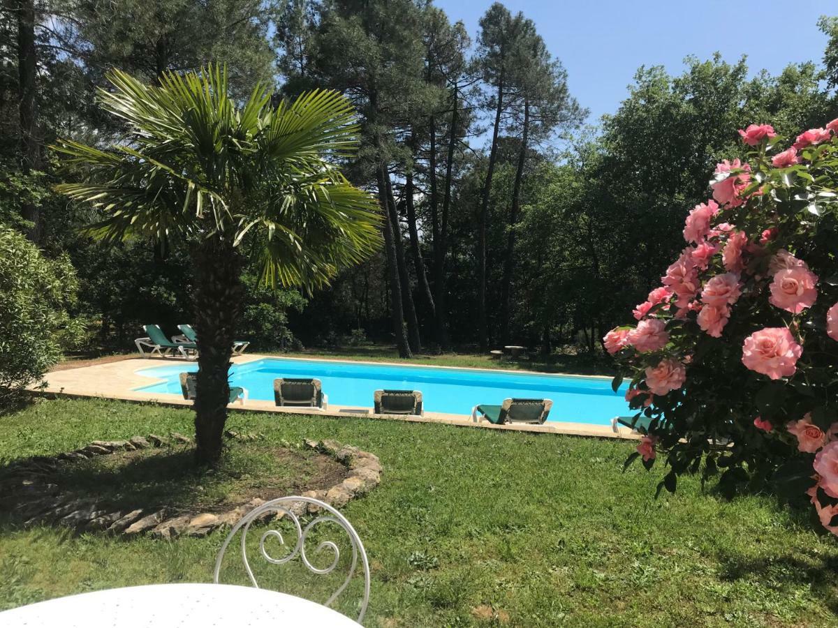 Le Clos Des Cigales Roussillon en Isere Esterno foto