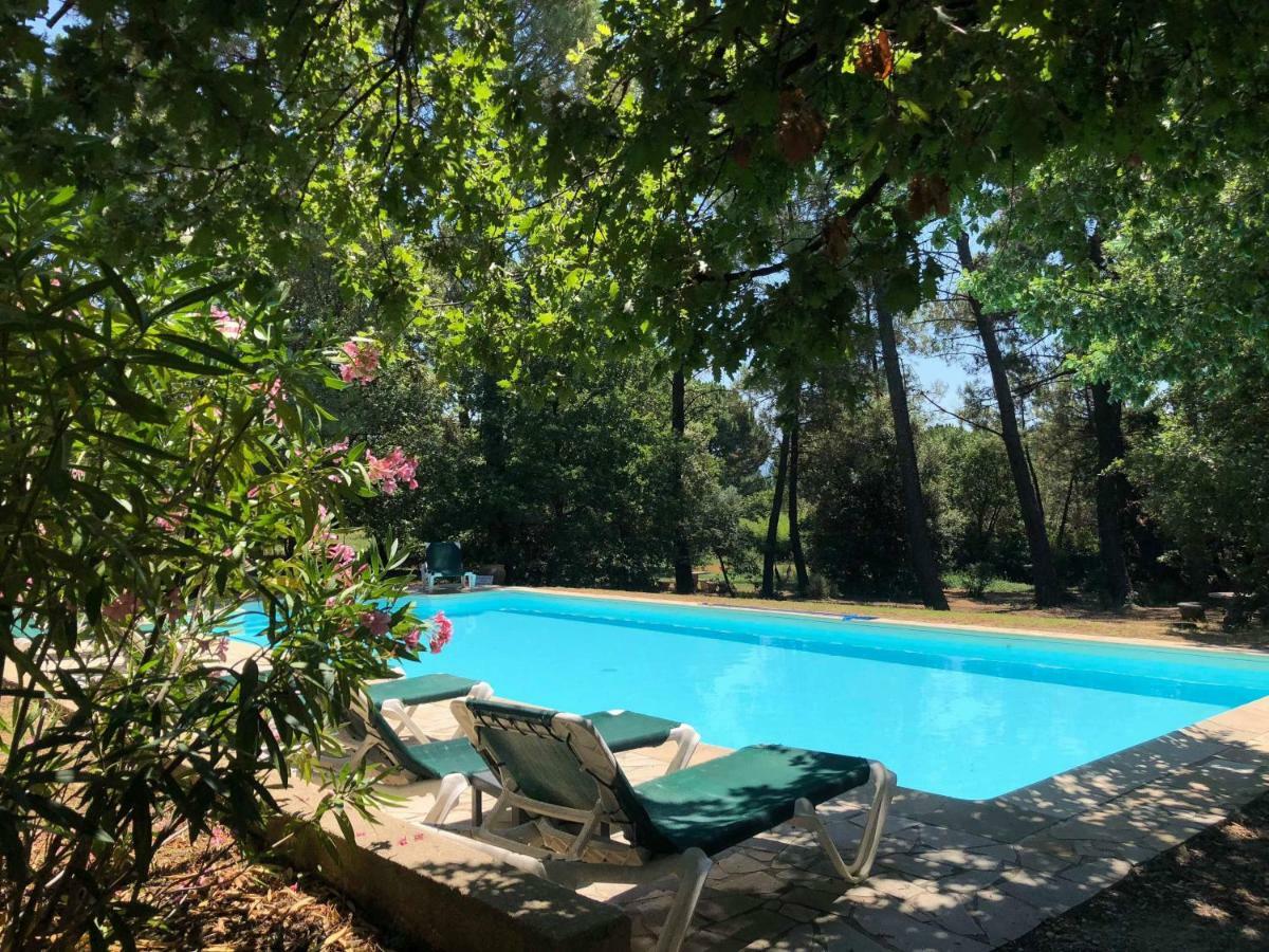 Le Clos Des Cigales Roussillon en Isere Esterno foto